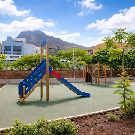 Lamar Private Pool אדחה